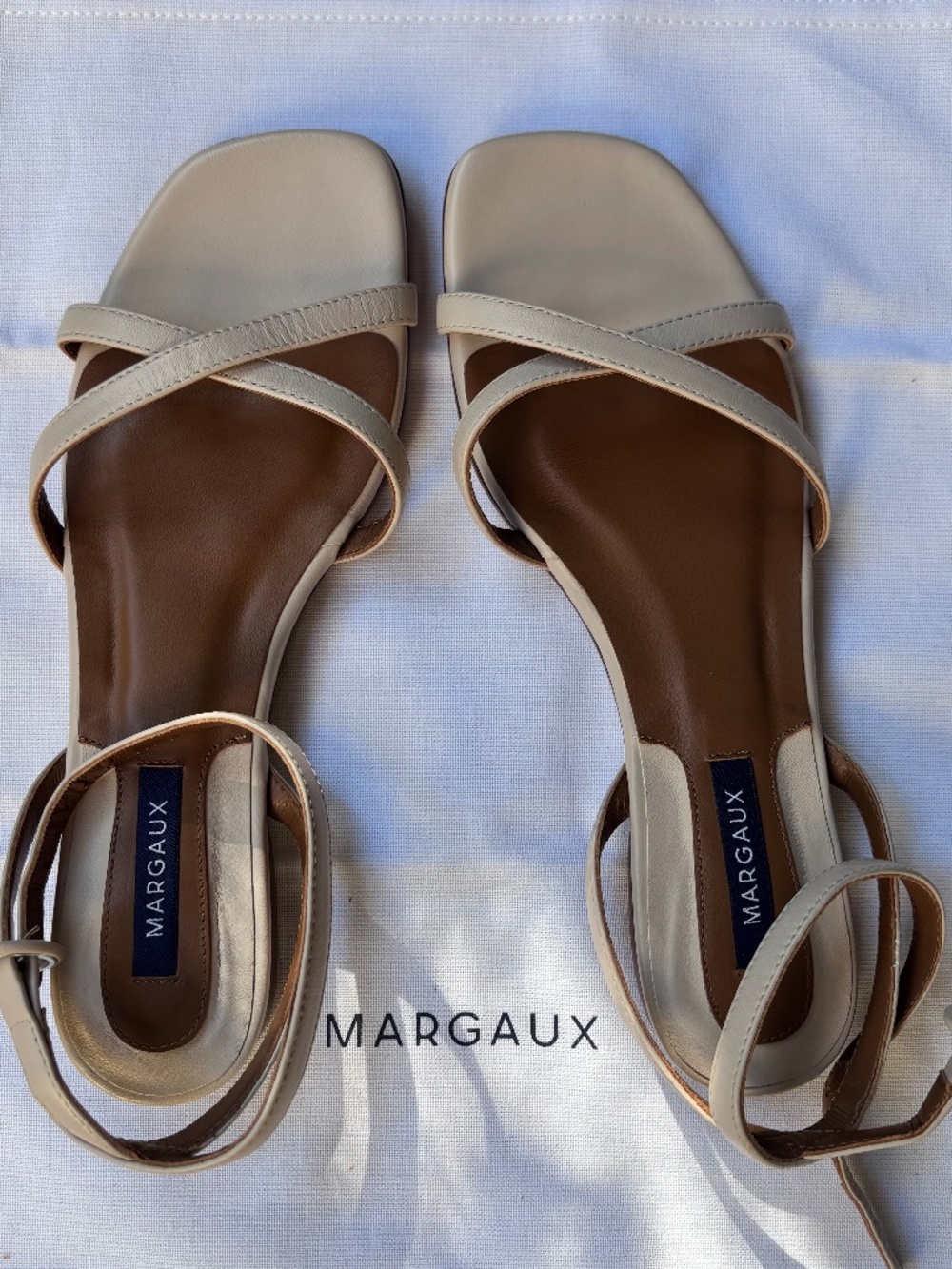 Margaux  The Flat Sandal - Picture 6 of 7